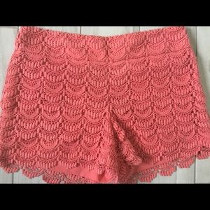 LOFT scalloped lace shorts